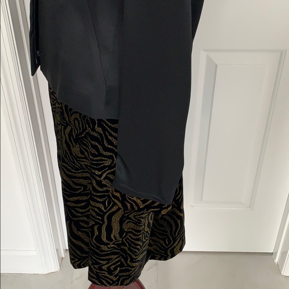 Authentic Gianni Versace Classic V2 2 piece Suit - Picture 2 of 8